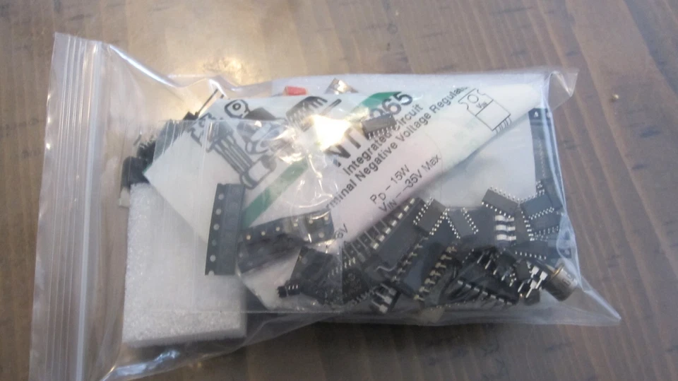 Grab Bag Assortment - 300 active components ic,diodes,memorys,transistor, cpu - Image 4 of 4
