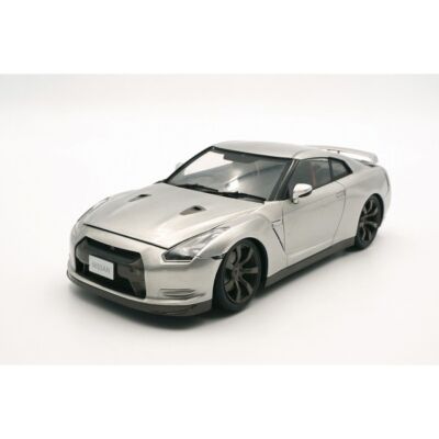 (未使用･未開封品)　フジミ模型 1/24 インチアップシリーズ No.2 NISSAN GT-R プラモデル ID2 ar3p5n1 Fujimi Inch Up Series No.2 NISSAN GT-R 1/24 Scale Plastic
