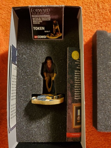 CORGI FORWARD MARCH BATTLE OF TRAFALGAR RN RATING SIGNALLER CC59156 - Picture 4 of 7