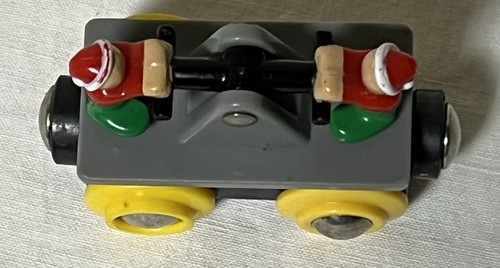 BRIO Wooden Train Polar Express Elf Handcar Compatible with Thomas - Picture 5 of 5