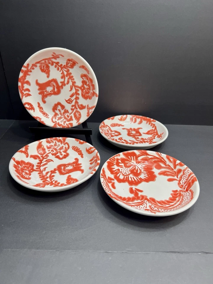 "Juego de 4 ensaladeras/pasta florales rojas estilo Anthropologie 8,5"" hechas en Portugal" Foto 2 de 4