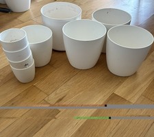 Set of 9 Elho Brussels Round Indoor Plant Pots - 12.5cm / 7cm / 10.5cm / 13.5cm