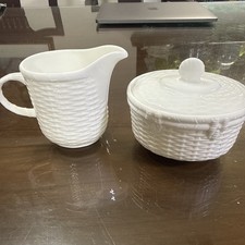 Wedgwood Nantucket Basketweave Creamer & Sugar Bowl Barbara Walters Collect Mint