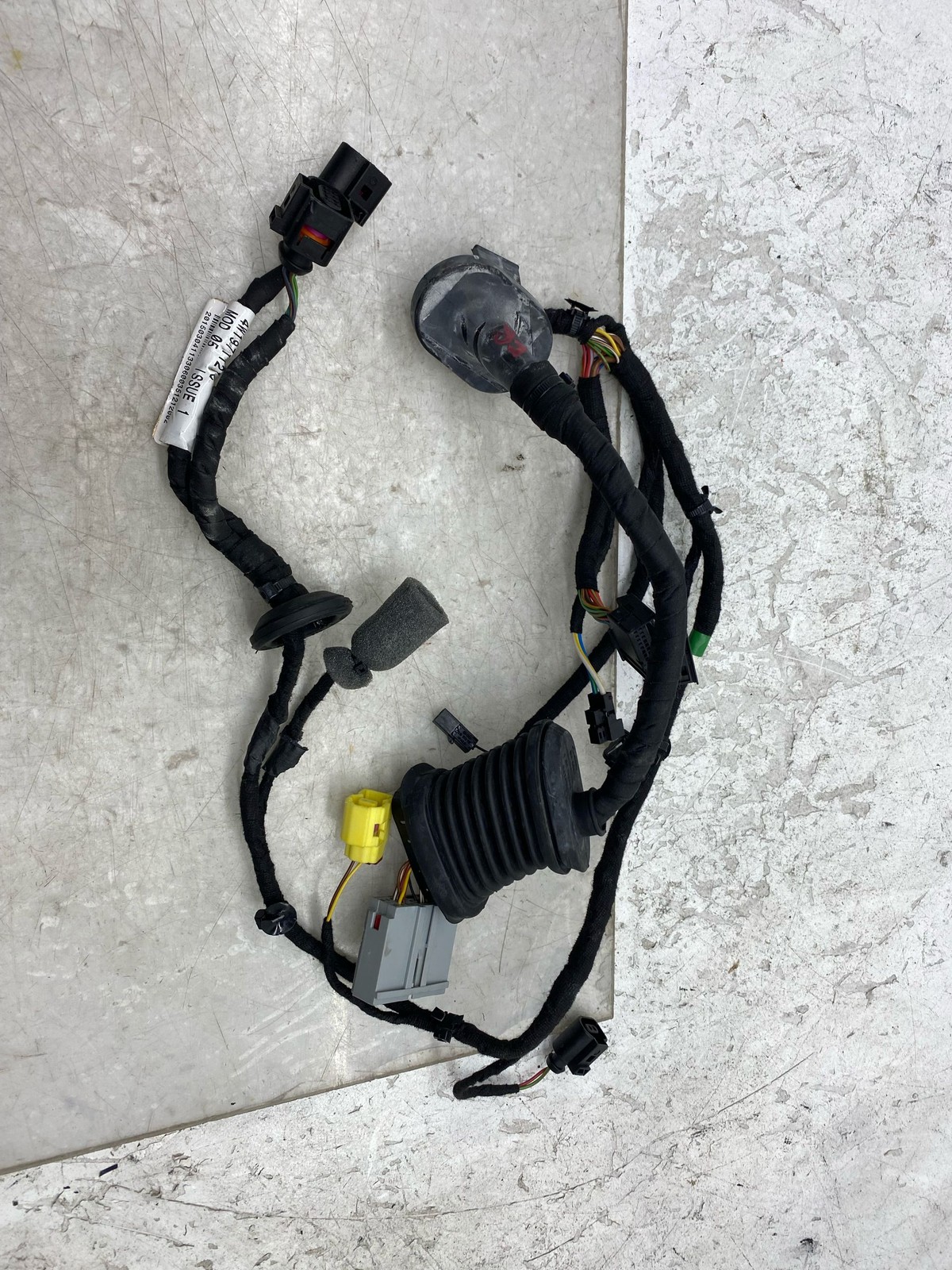 2013-2019 BENTLEY FLYING SPUR OEM FRONT RIGHT DOOR WIRING HARNESS 4W1971120C