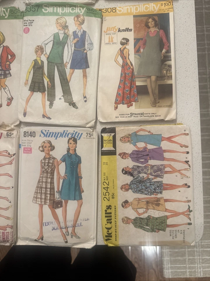 Vtg. sewing pattern lot (30) 1960s And 1970s Simplicity Butterick McCalls/ Case - Image 4 of 4