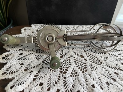 VINTAGE 20s LADD HAND MIXER EGG BEATER Wood Metal Crank Whip Whisk Old Farmhouse