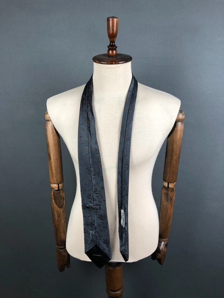 Corbata para hombre Dolce&Gabbana gris seda floral Foto 3 de 4