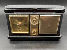 Vintage AM Clock Radio Solid State Traveler Radio Model 409090255 Japan