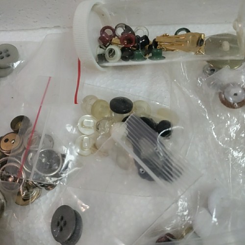 VINTAGE JUNK DRAWER BUTTONS - Picture 11 of 11