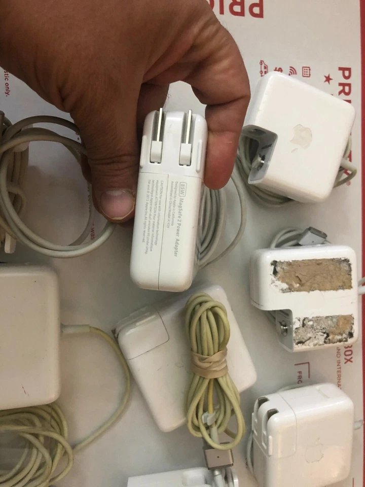 Lot of 9 Pieces of Unsorted Original Apple Charger 45w, 60w, 85 All Original - Image 3 of 4