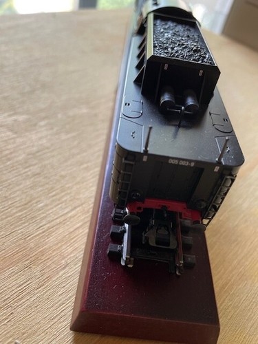 MARKLIN HO 39051 - 05 EXPRESS STEAM LOCOMOTIVE MHI DEALER LOCO 2010 - Picture 7 of 8