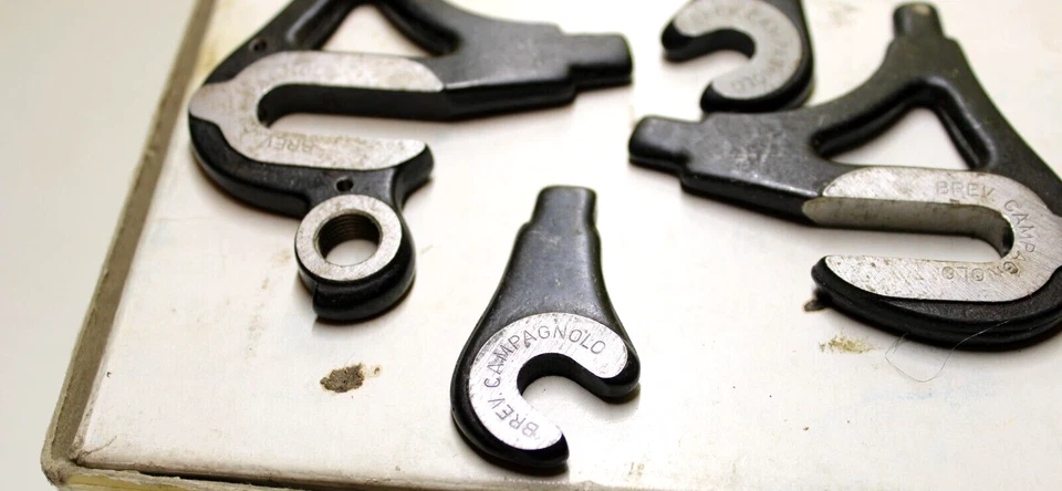 campagnolo vertical dropout new set - Image 3 of 4