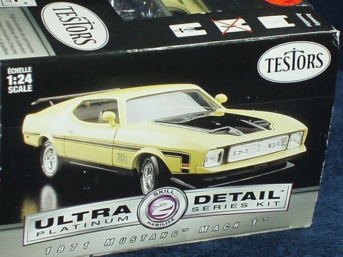 TESTOR'S 1971 FORD MUSTANG MACH 1 BEIGE MODEL KIT 1/24 SKILL LEVEL 2 - Picture 6 of 13
