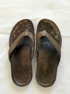 chaco leather flip flops