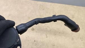 MERCEDES-BENZ E W211 Entlüftungsschlauch A6420160381 3.20 Diesel 165kw 33157593