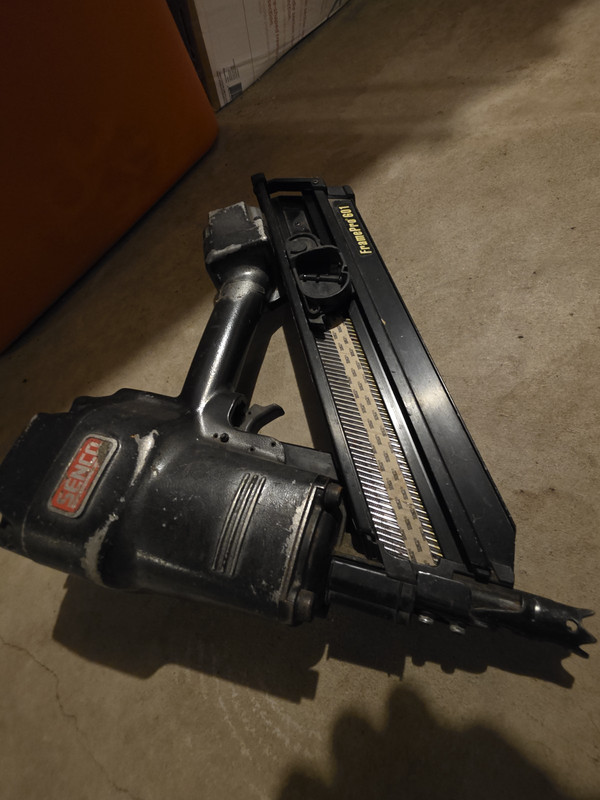 SENCO Framing Pneumatic Nailer Nail Gun for Framing Projects Pneumatic Tool
