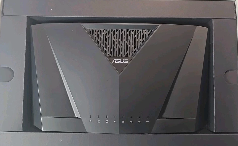 ASUS AC3100 RT-AC3100 Extreme Wi-Fi Wireless 4-Port Dual-Band Gigabit Router - Image 2 of 3