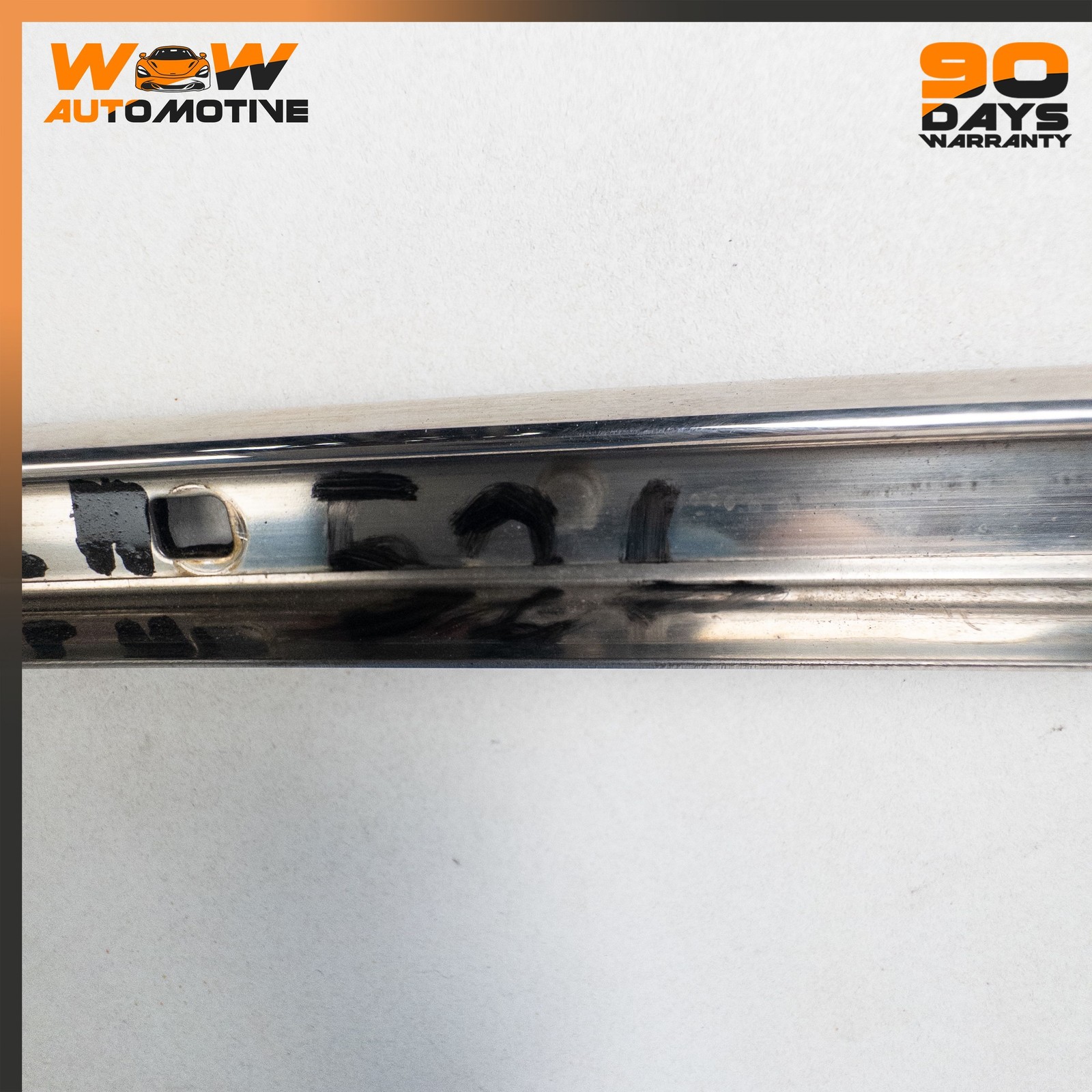 06-16 ASTON MARTIN V8 VANTAGE FRONT LEFT UPPER WINDSHIELD BODY SIDE MOLDING OEM