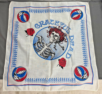 Vintage 21x20 GRATEFUL DEAD red white blue ROSE SKULL BANDANA Head