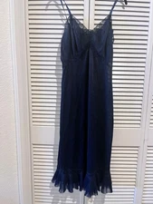Vintage Vanity Fair Navy Slip Style Nightgown Lace & Pleating S 36 Nylon
