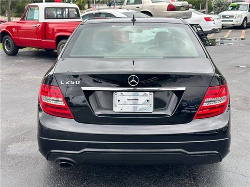 2013 Mercedes-Benz C-Class C 250 Luxury 4dr Sedan - Picture 6 of 12