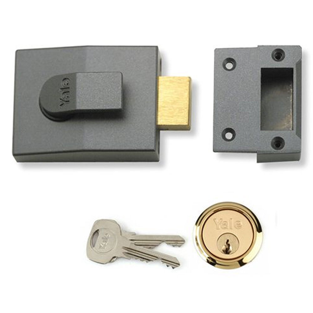 Yale 82 Deadbolt Nightlatch PB (B-82-DMG-PB-60)