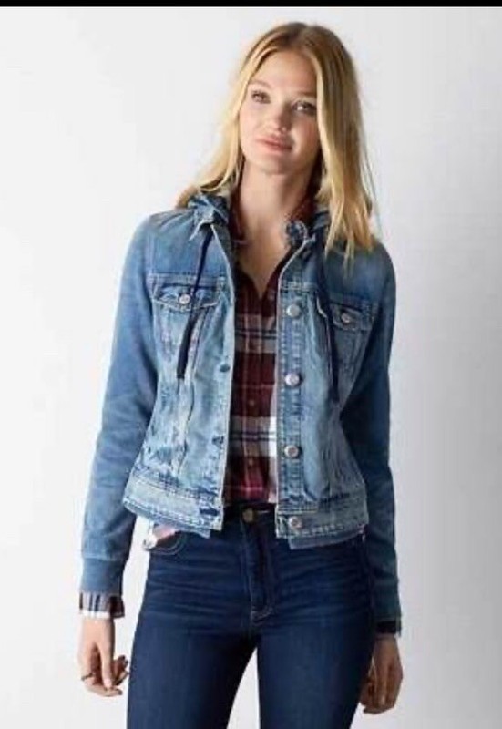American Eagle Distressed denim jacket size Xsmall