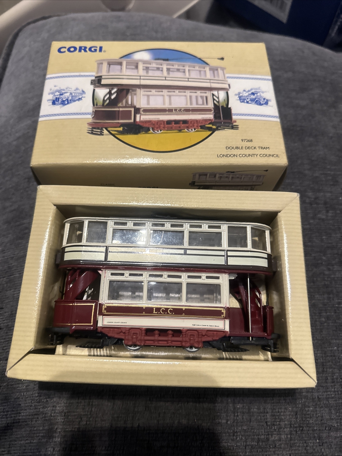 CORGI 97268 'DOUBLE DECK TRAM - LONDON COUNTY COUNCIL' NEW LTD EDITION