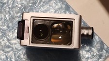 Keyence New  LR-W500C color sensor, 30-500mm range