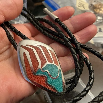 Vintage Native Turbos and Coral Bolo Cowboy Western Tie Silver Tone Black Cord