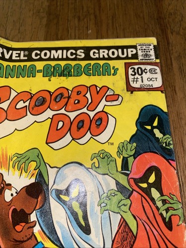 Scooby Doo 1 Marvel Comic 1st App Dynomutt Blue Falcon 1977 #1 IMPERFECT - Picture 3 of 10