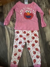 2000s Vintage Elmo Pajamas