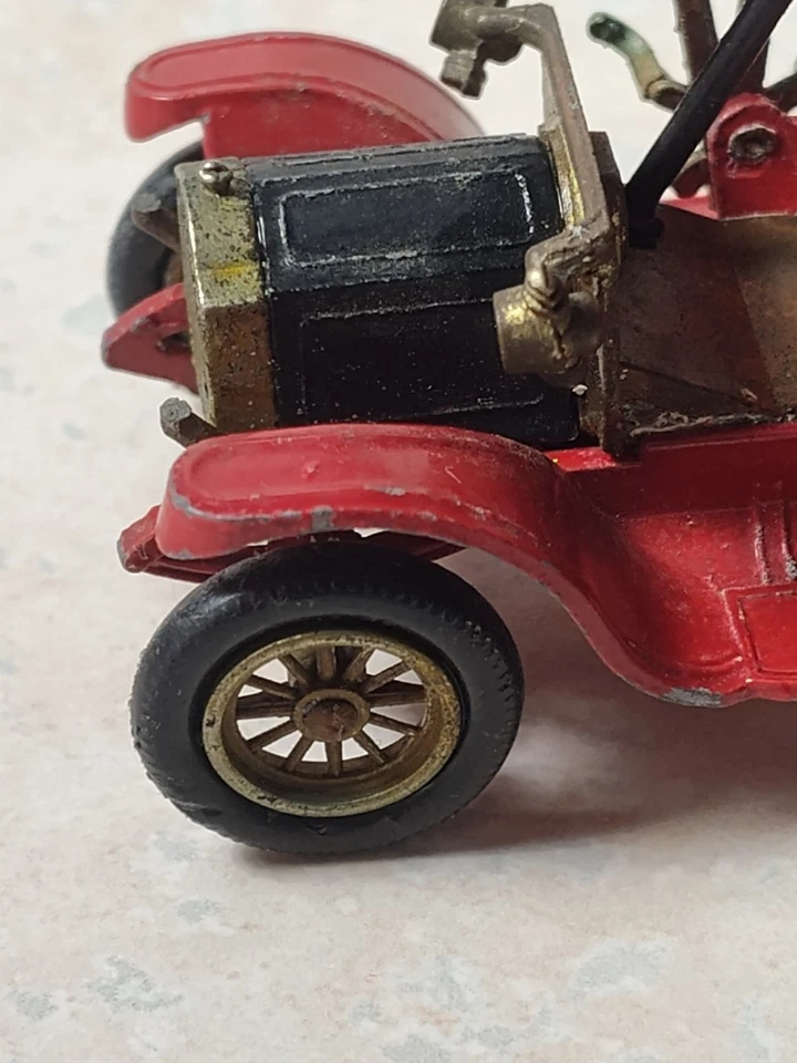 Vtg Matchbox Yesteryear Y11 1912 Packard Landaulet Red Diecast Toy Car  - Image 4 of 4