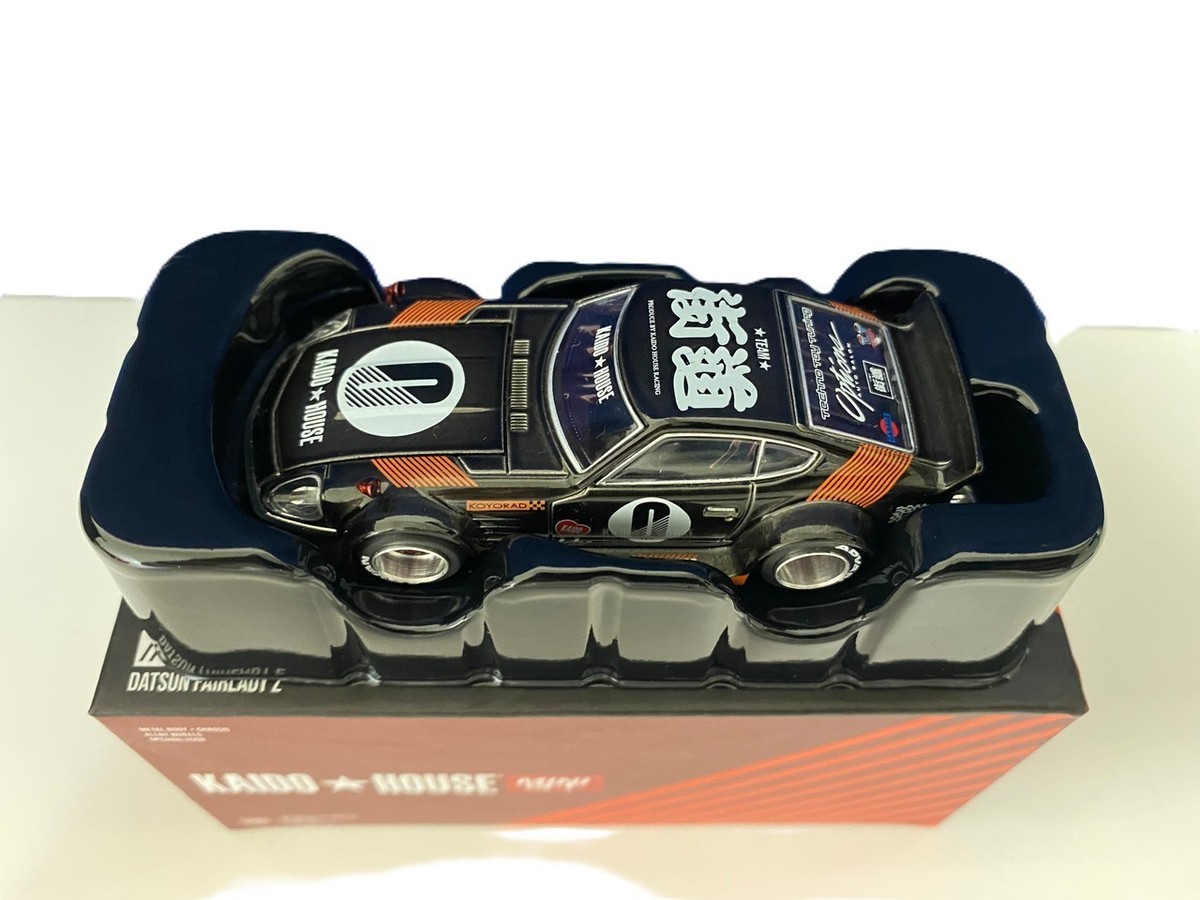 Chase! Kaido House x Mini GT 1:64 Datsun Fairlady Z Dark Red