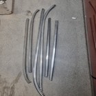 <!--F#f_0-->HOLDEN HQ HJ HX HZ FRONT WINDSCREEN TRIM<!--F/-->