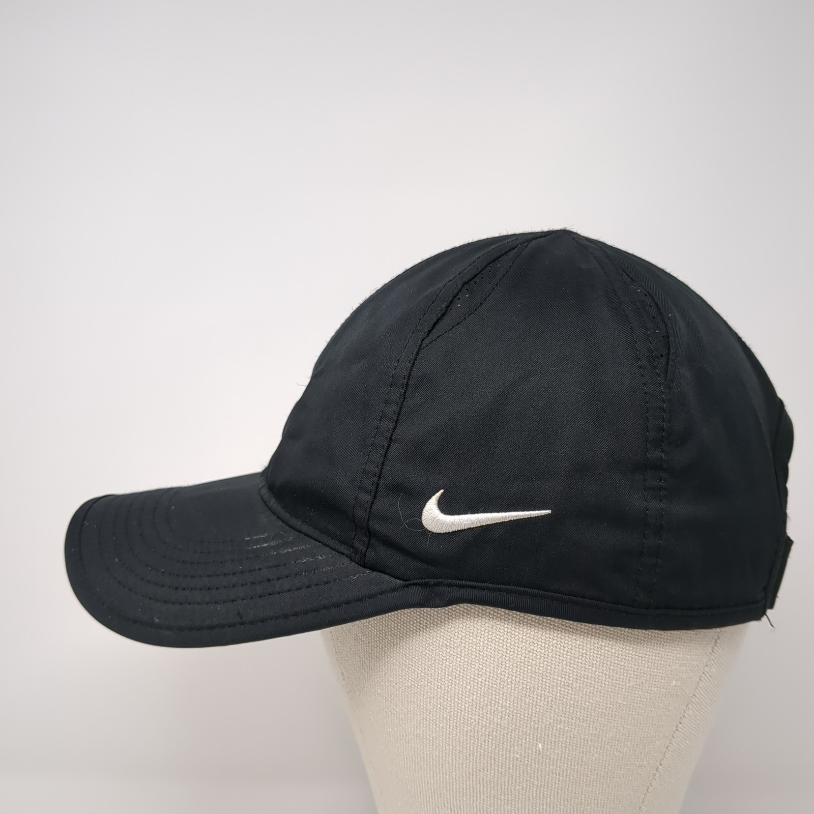 Arterra KC Strapback Baseball Cap Black One Size Adjustable Nike Featherlight