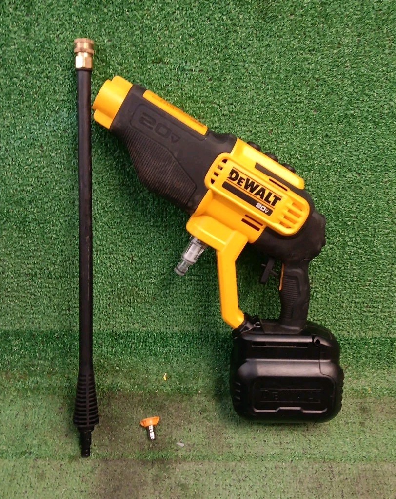 Battery Operated Dewalt 20v Max 550 Psi Power Cleaner DeWALT 20V