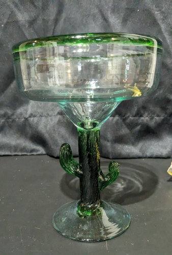 Mundgeblasenes Glas Saguaro Kaktus Margarita/Martini Glas 6 3/4" 4 verfügbar - Bild 2 von 10