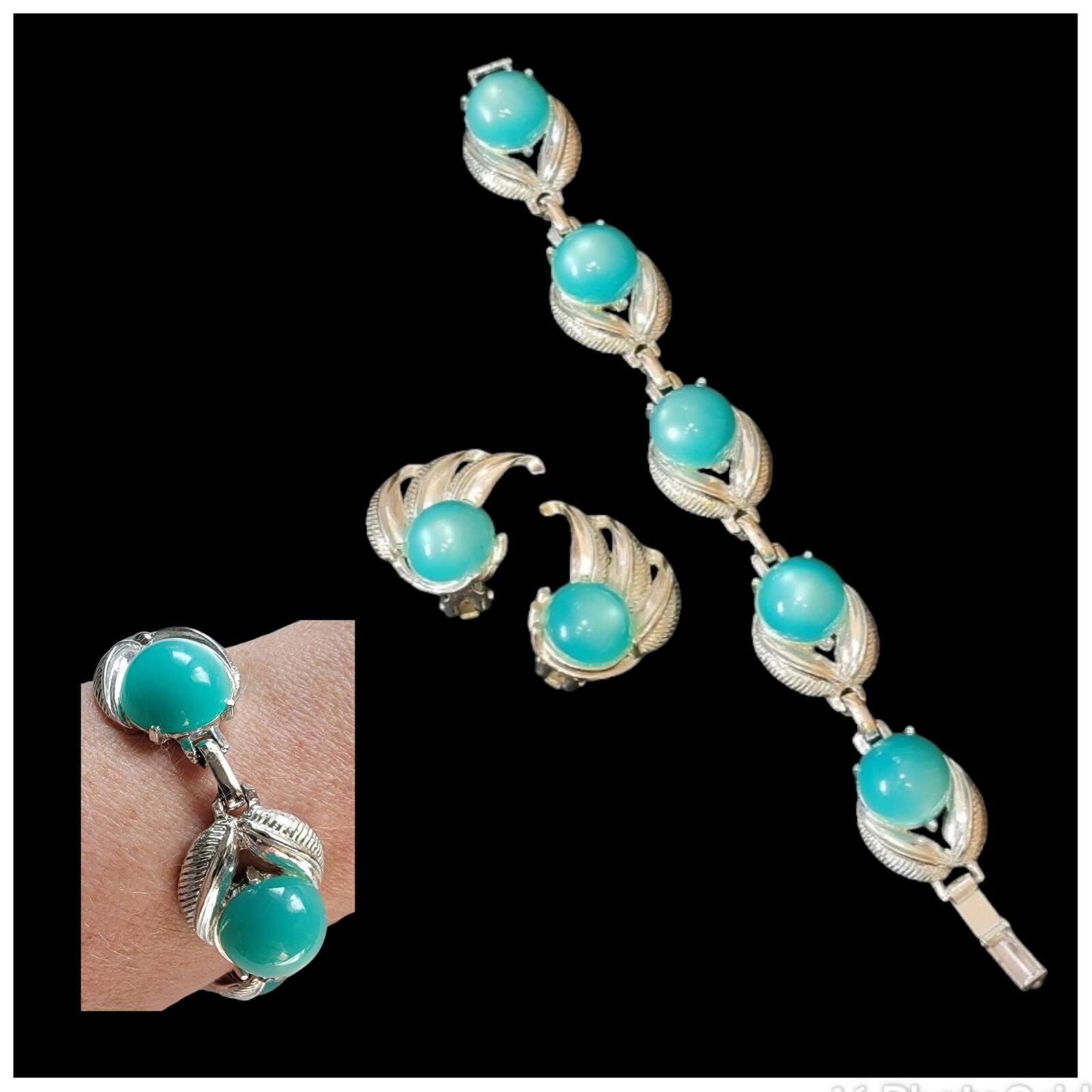 Blue Silver Tone Art Deco Clip-On Earrings & Bracelet Set – Costume Jewelry-image
