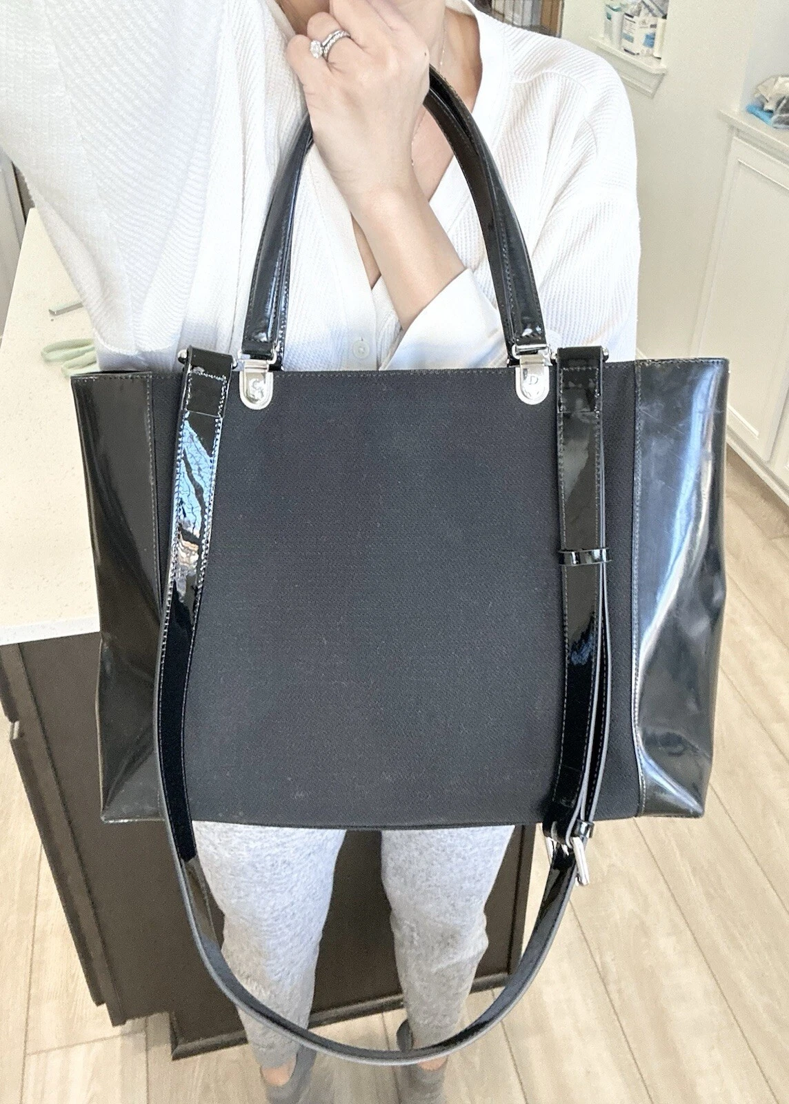 Authentique sac fourre tout CHRISTIAN DIOR grande femme vintage toile et cuir verni
