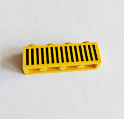 LEGO 3010p04  Brick 1 x 4 with Black Grille 15 Vertical Line; Yellow; 1 Stck