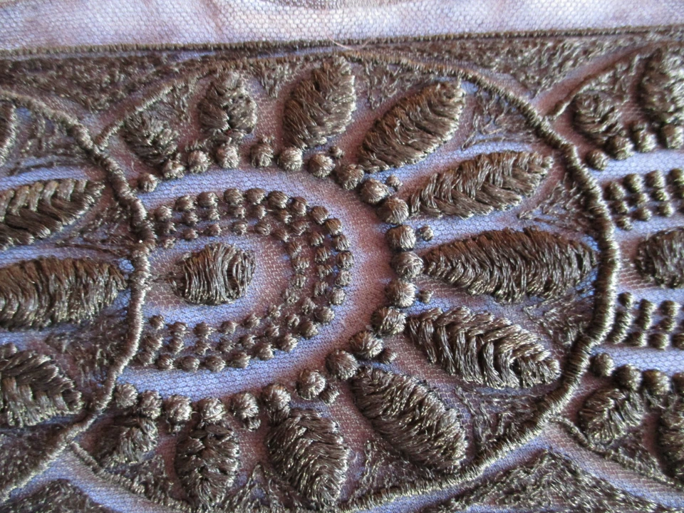 Large entre-deux tulle brodé noir ancien (1912-1920) 1,93 m x 11 cm - Photo 2/4