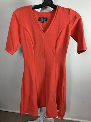 Emploi WOMENS Red Colored Short Sleeve Top, Size XS