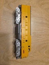 Model Train Union Pacific Set Locomotive 1467 SOLD AS IS