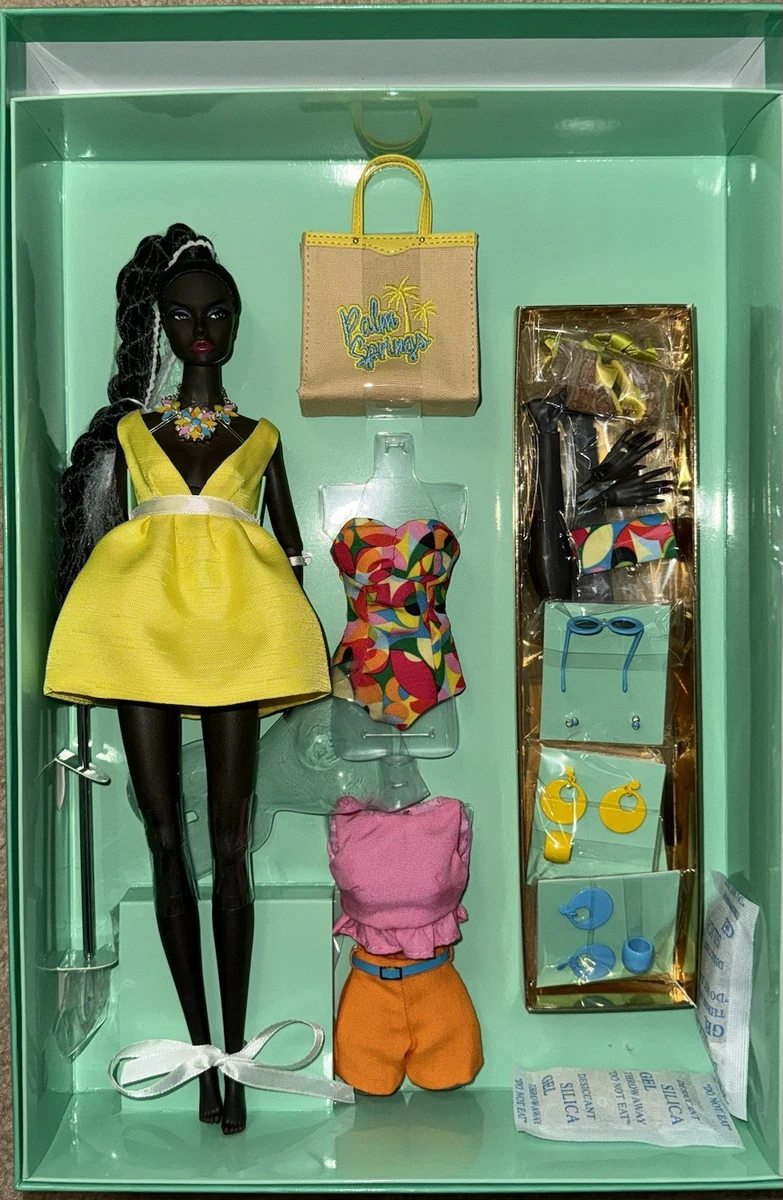 Integrity Toys Оригинальные (Нераспечатанные) куклы и кукольные