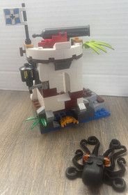 Rare Retired LEGO Pirates Soldiers Outpost (70410) - 99% -all Mini Figs Octopus