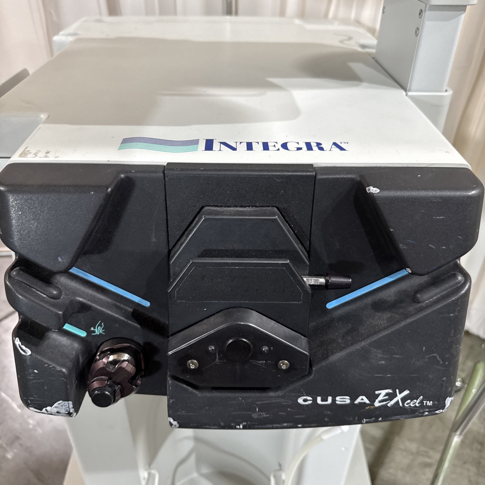 Integra Cusa Excel Ultrasonic Surgical Aspiration Console