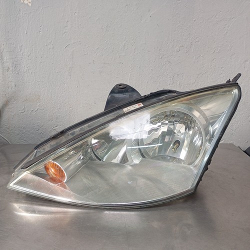 FORD FOCUS Mk1 1998-2004 HEADLIGHT HEADLAMP PASSANGER LEFT ASSEMBLY