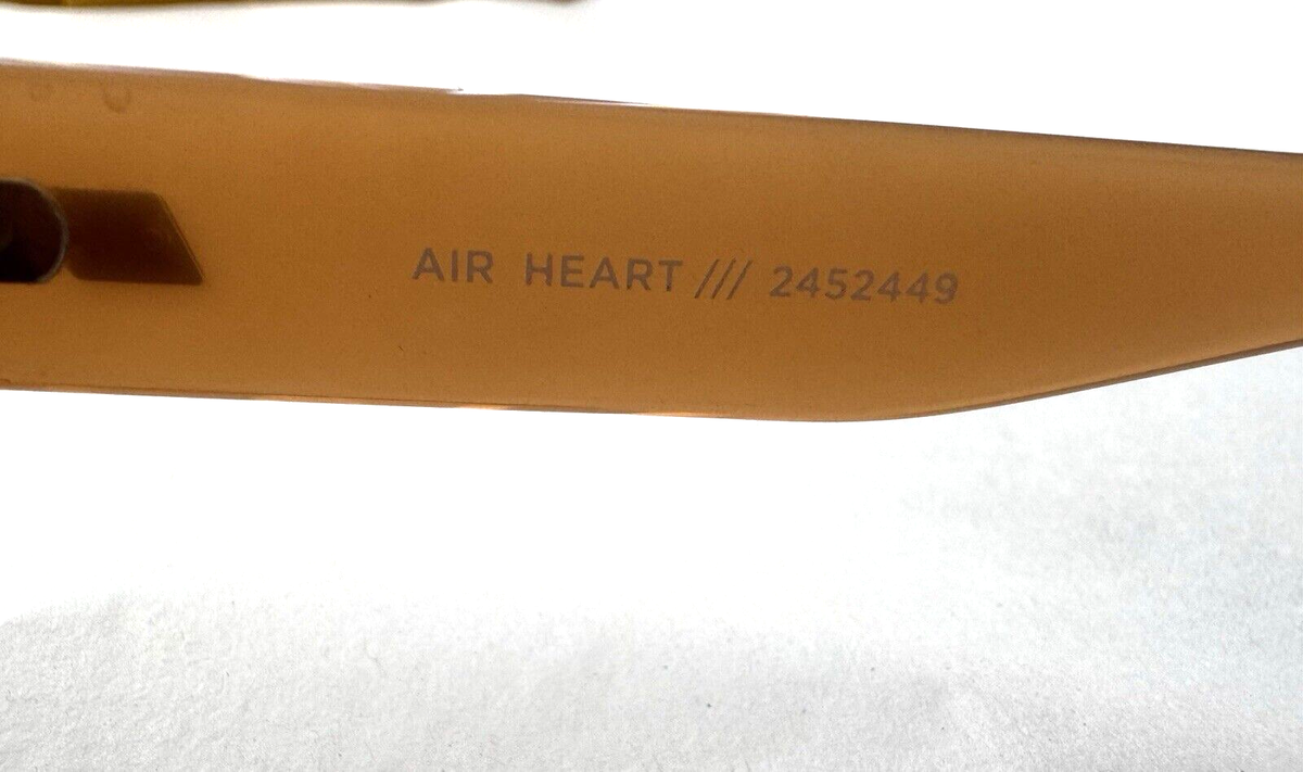 Le Specs Air Heart  2452448 Cat Eye Oversize Sunglasses  caramel Air Heart Caramel Female Cat-Eye Sunglasses | Le Specs main image 3