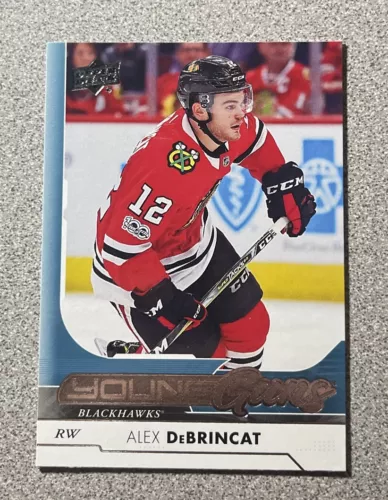 Alex DeBrincat 2017-18 Upper Deck Series 1 Young Guns Rookie Card RC #221 🏒🔥